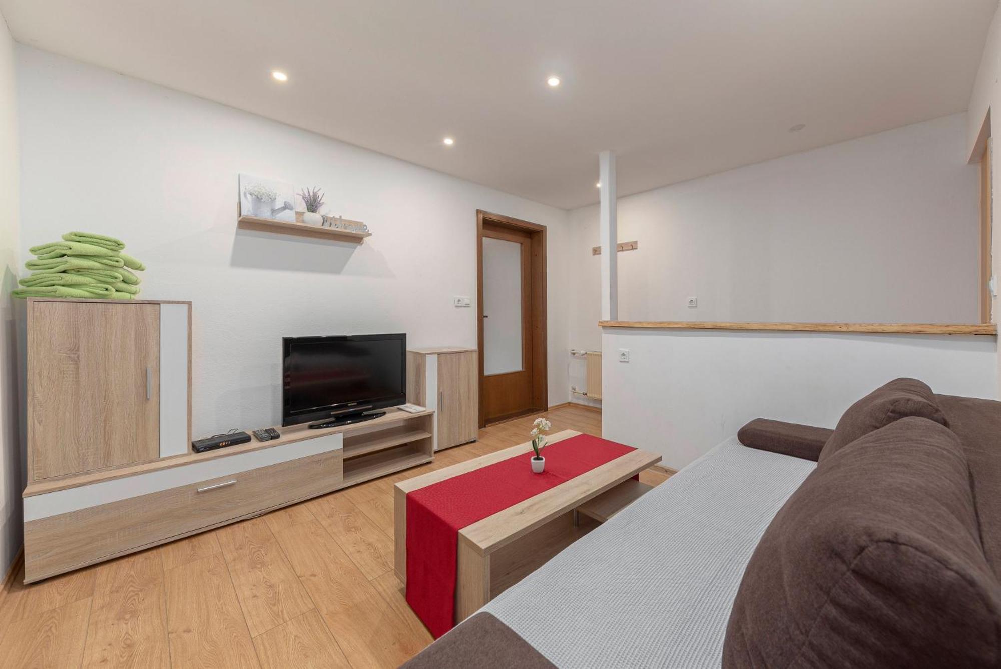 Apartmaji Hodak Бохин Екстериор снимка